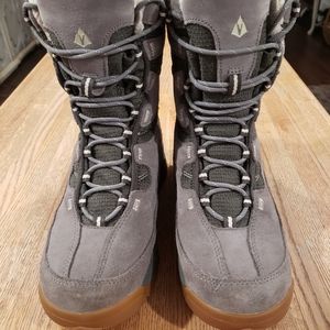 Vasque winter hiking boots